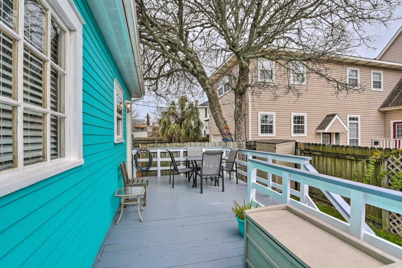 Galveston 'Blue Bungalow' - Walk To Beach! Dış mekan fotoğraf
